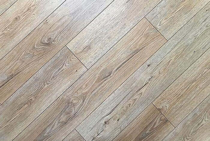 Modern laminált padló lerakva Veszprém