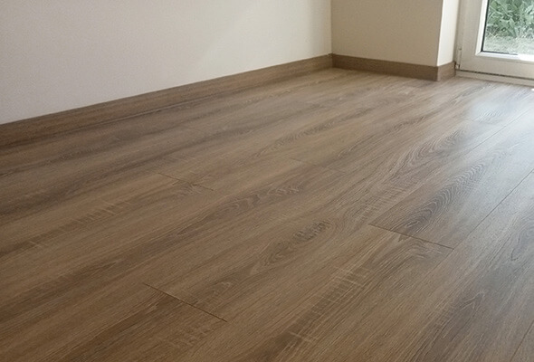 Modern és tartós laminált padló fektetés Várpalota